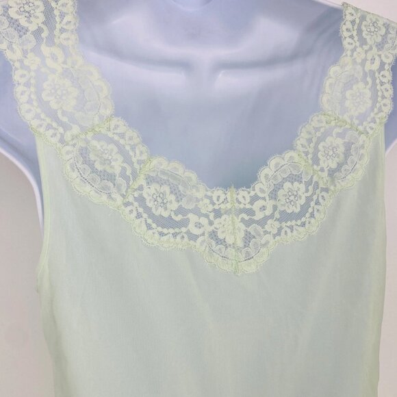 Vintage Vanity Fair Night Gown Fairy Ren Faire Peignoir Sheer Pistachio Green 30 - Picture 13 of 13